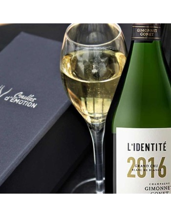 Coffret Champagne Grand Cru 2016 avec flûtes ou sans flûtes : le coffret cadeau idéal